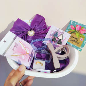 Royal Birthday Gift Hamper for Her by Svargifts