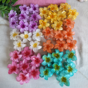 Flower Claw by Svargifts (₹25 Each | Small Size)