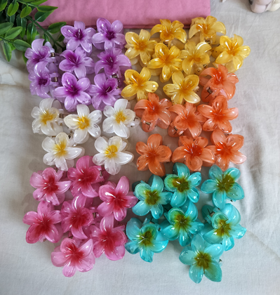 Flower Claw by Svargifts (₹25 Each | Small Size)