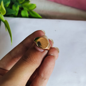 Aurelia Classic Oval Gold Ring